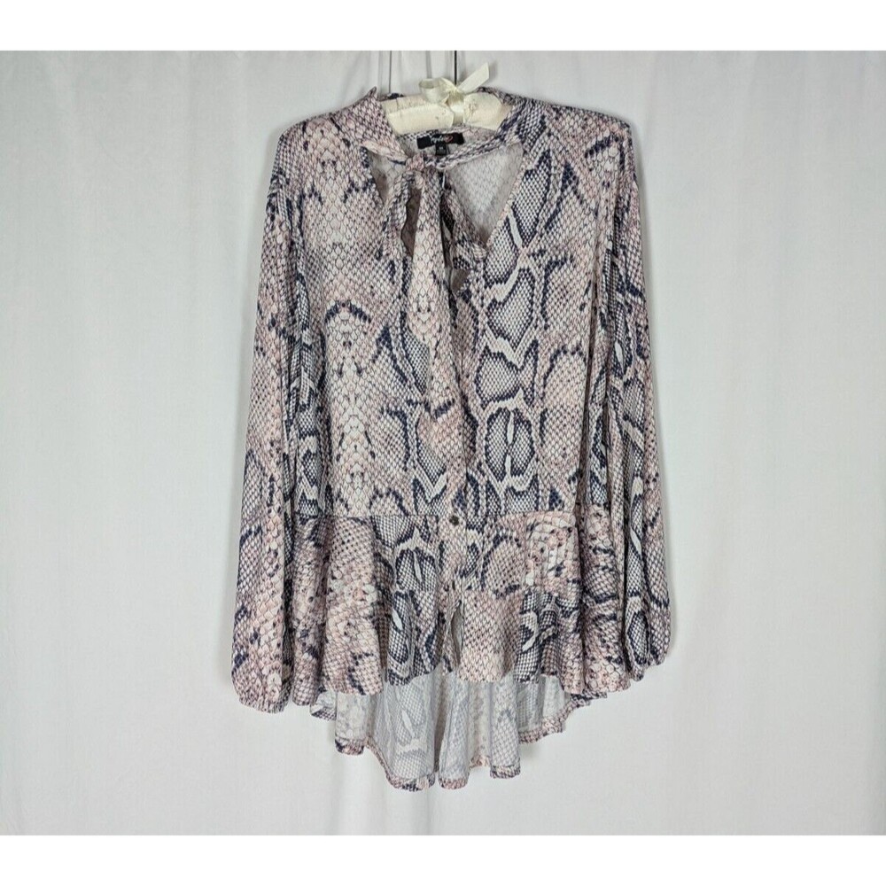 Impulsive Blouse 3X Women's Pink Snake Skin Tie Neck Button Down High Low Classy